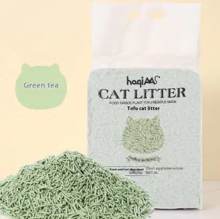Eco-Friendly Tofu Cat Litter packaging highlighting highly absorbent natural ingredients, perfect for environmentally conscious pet owners.